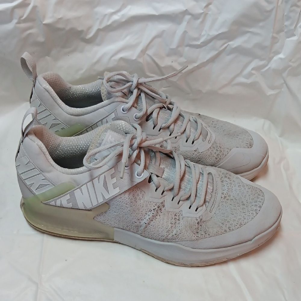 Nike Zoom Domination Men's Gray Athletic Shoes Size 11 Preowned